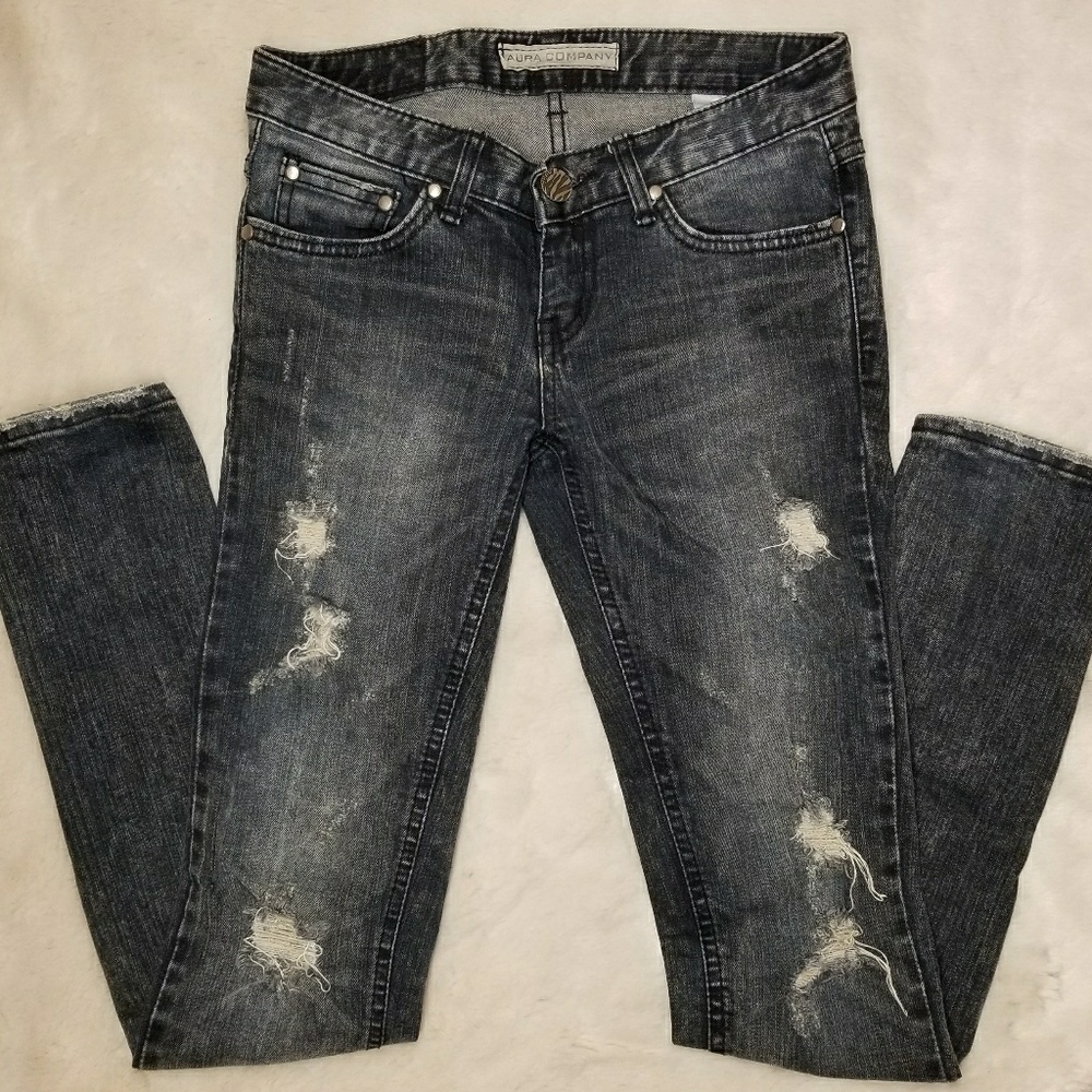 AURA COMPANY dark, distressed jeans